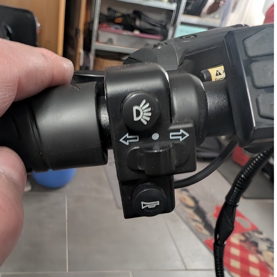 Z20 PLUS három az egyben kapcsoló